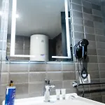 Cozy Loft-blloku Downtown בית הארחה 3*