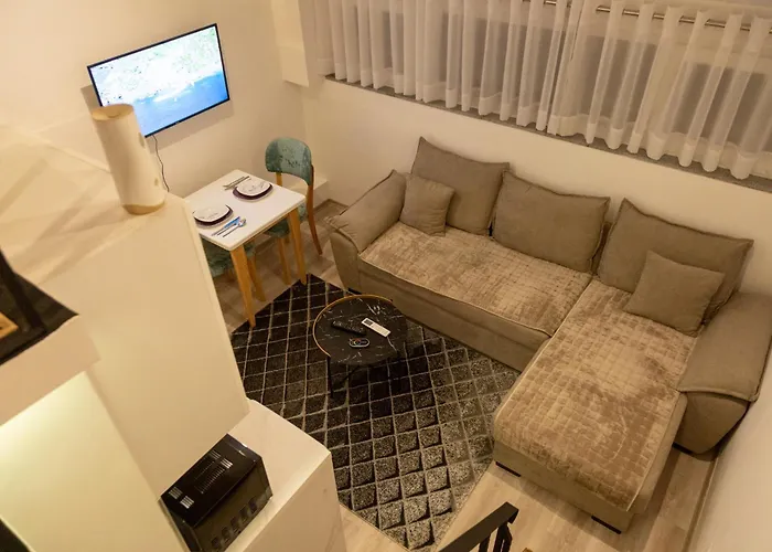 Casa de hóspedes Cozy Loft-blloku Downtown 3*